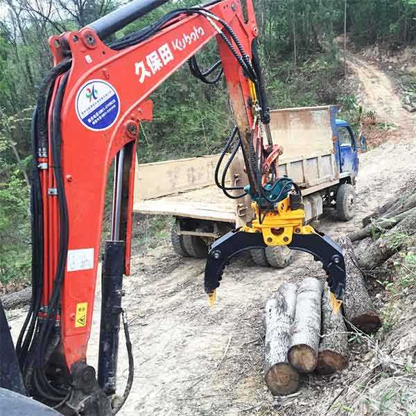 Kubota-excavator-with-log-grapple-for-sale-JIANGTU-logging-excavator-attachment-for-Forestry-use