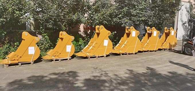 2ft-rock-bucket-for-mini-excavator-for-sale-JIANGTU-mini-digger-attachments