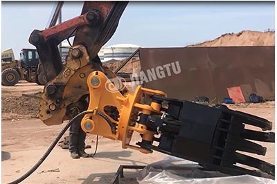 Installation-of-excavator-rotating-grapple-stone-rock-grabs-JIANGTU-Attachments