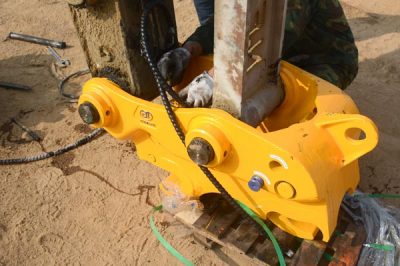 Pipeline Installation and Precautions for Excavator Quick Hitch