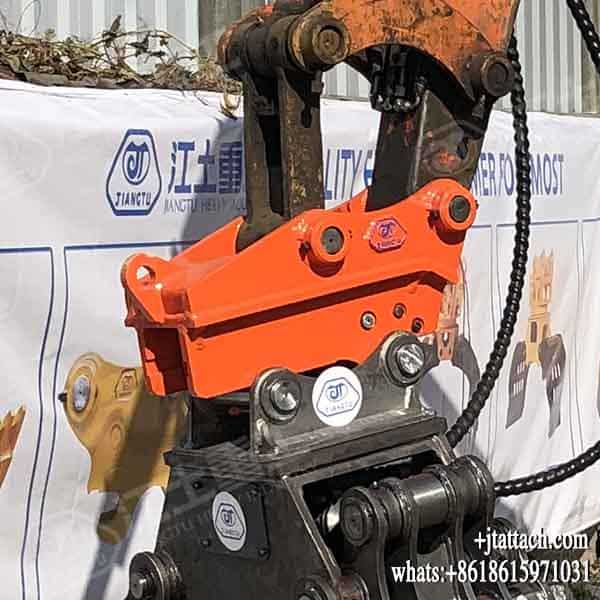 Fully-automatic-double-locking-excavator-quick-coupler-03